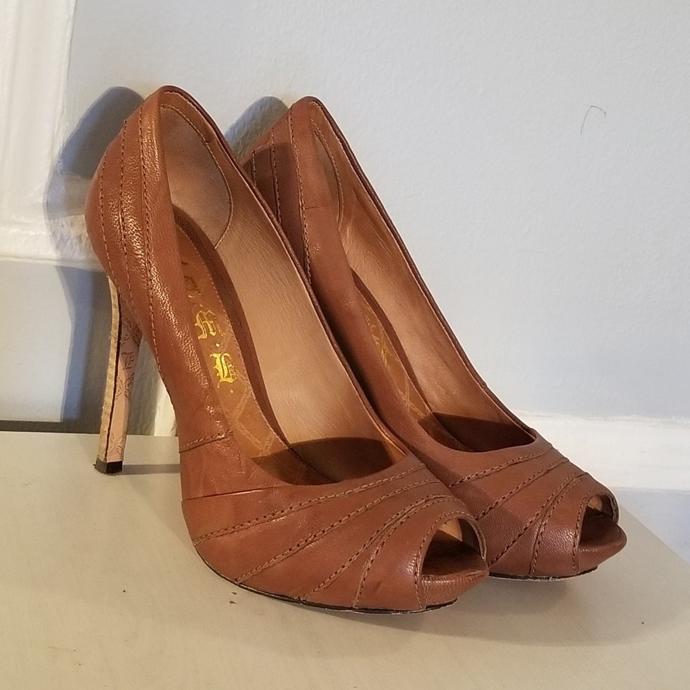Beautiful Brown Leather LAMB Peep Toe Shoes
